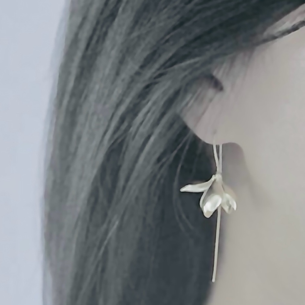 “Blodeuwedd” Orchid Flower Sculpted Feminine Silver Ear Pin Hook Threader Dangle - Picture 9 of 16